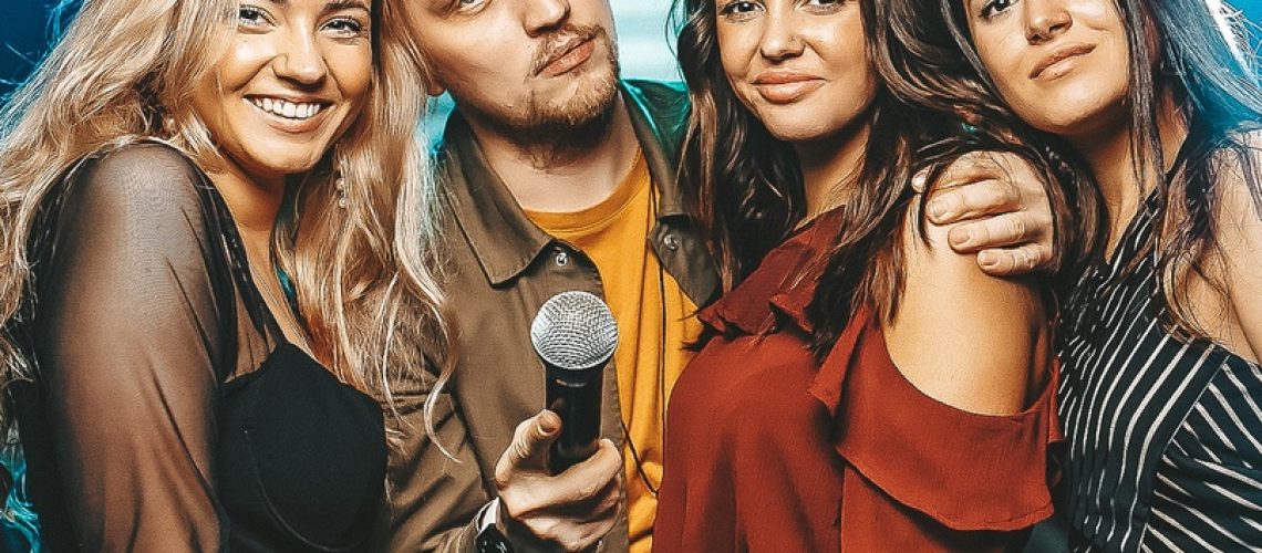 lhdRuAXhSqc
