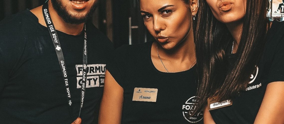 ulLi07NE9aI